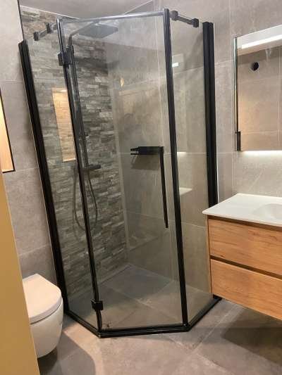 Badkamerrenovatie – afwerking (1)