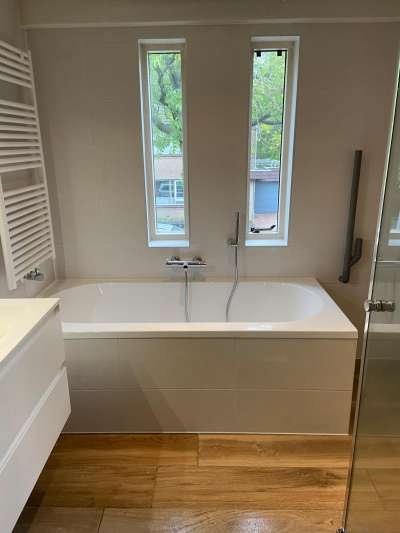 Badkamerrenovatie – afwerking (7)